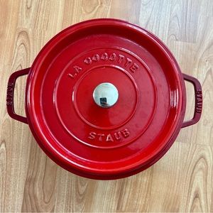 STAUB la Cocotte Cast Iron Dutch Oven 5 qt 26 10 1/4 Round pot France red sonoma